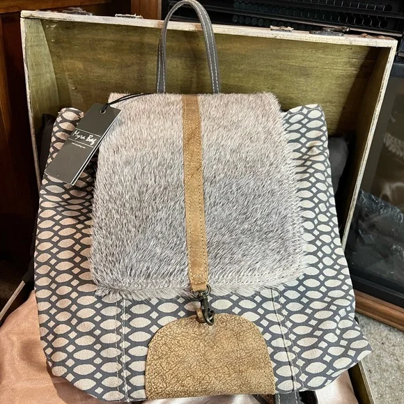 NWT Myra backpack - Picture 2 of 9